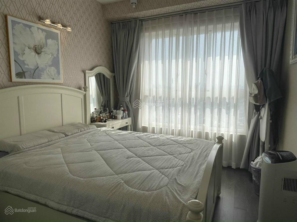 Cần bán gấp ch chung cư him lam, 97m2, 2pn, giá 5.3 tỷ. 0933 033 *** thái. e còn nhiều diện tích