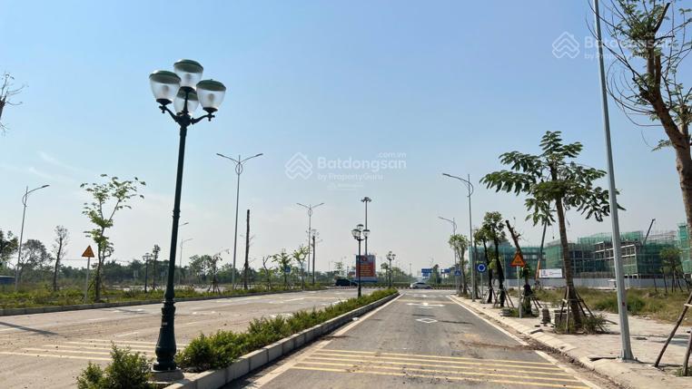 Bán căn mặt đường ngã tư đỗ mười sát tòa cao tầng hoàng huy new city giá chỉ 13,x tỷ