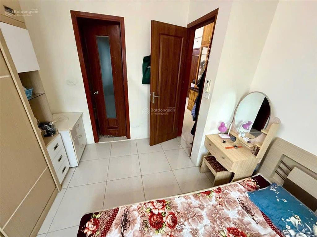 Chính chủ cần bán nhanh căn hộ toà vp5 58m2 4,x tỷ 0912 061 ***