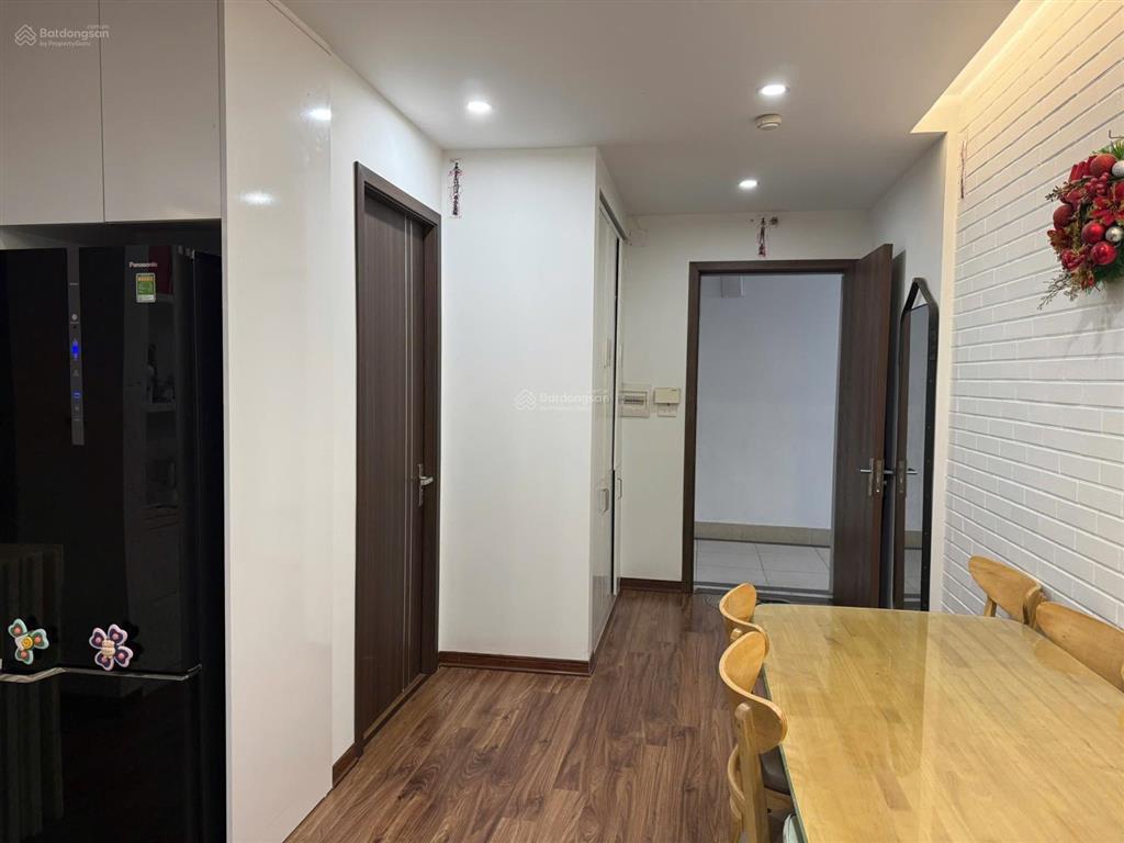 Tôi chính chủ bán căn 61,5m toà vp6 linh đàm, giá 3,x tỷ 0942 968 ***
