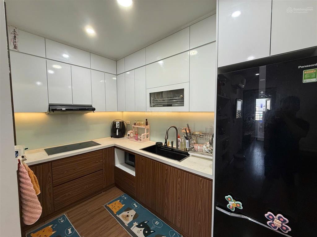 Tôi chính chủ bán căn 61,5m toà vp6 linh đàm, giá 3,x tỷ 0942 968 ***