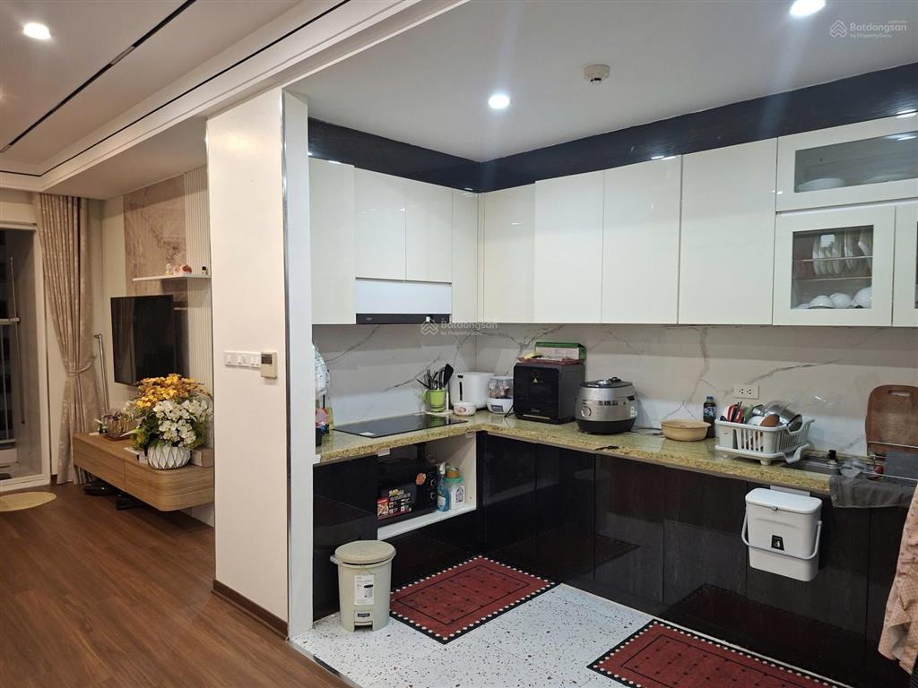 Tôi chính chủ bán gấp căn 2pn, 66m2 hướng đông nam tòa hud3  0942 968 ***