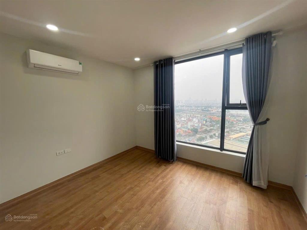 Tôi chính chủ cần bán căn 66m2 rose town, tầng đẹp, giá rẻ 4.8x tỷ 0942 968 ***