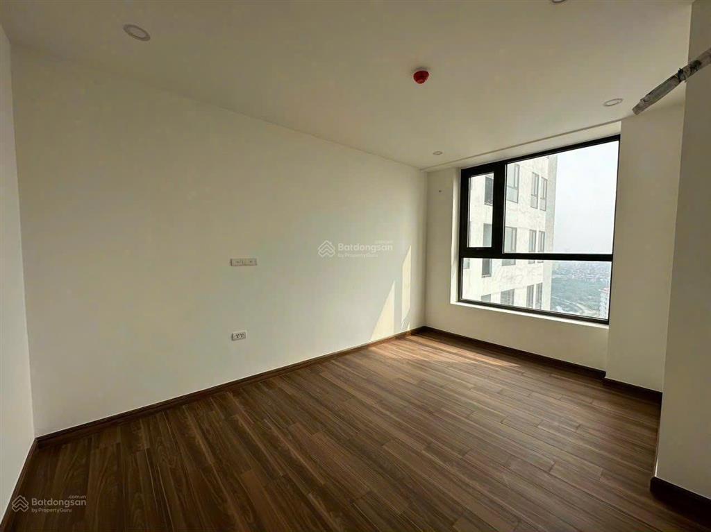 Chuyển công tác về quê tôi cần bán căn 77m2 tại tòa ct3 x2 đại kim, giá thỏa thuận