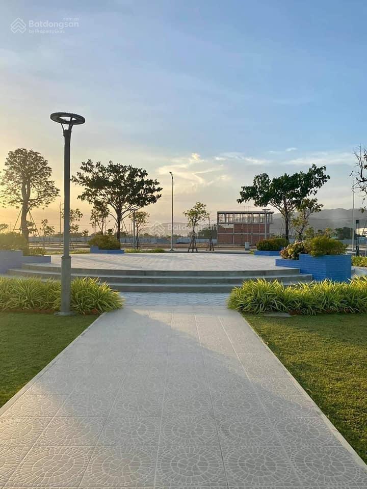 Bán nhà phố lk2 tại bà rịa city gate, 6 tỷ vnd, 120 m2.  e yến 0792 366 ***