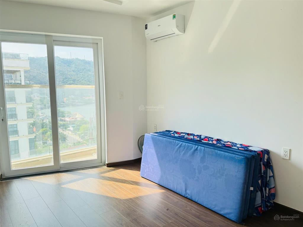 Bán căn 2 phòng 3 wc 89m2 cc mermaid seaside mặt tiền biển trần phú vũng tàu. giá 2.450 tỷ