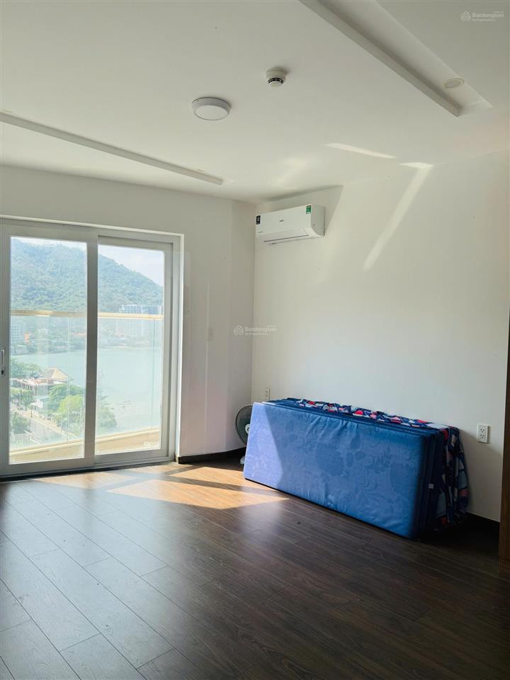 Bán căn 2 phòng 3 wc 89m2 cc mermaid seaside mặt tiền biển trần phú vũng tàu. giá 2.450 tỷ