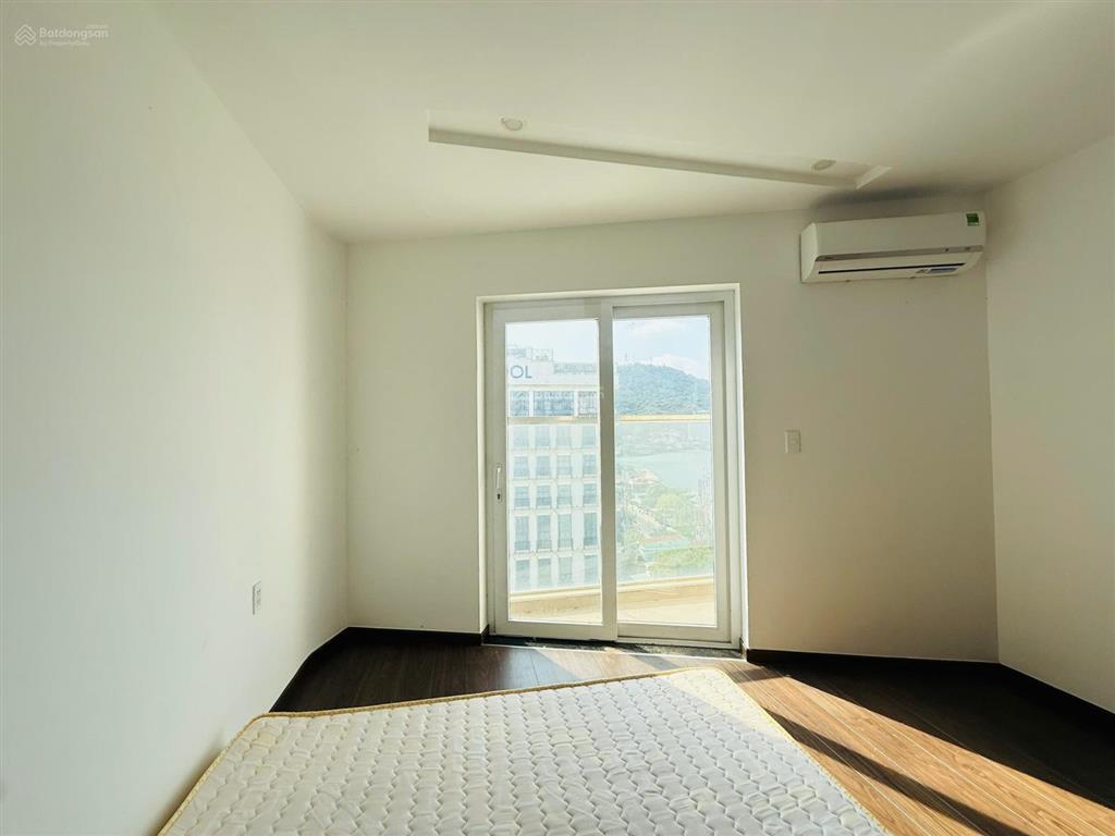 Bán căn 2 phòng 3 wc 89m2 cc mermaid seaside mặt tiền biển trần phú vũng tàu. giá 2.450 tỷ