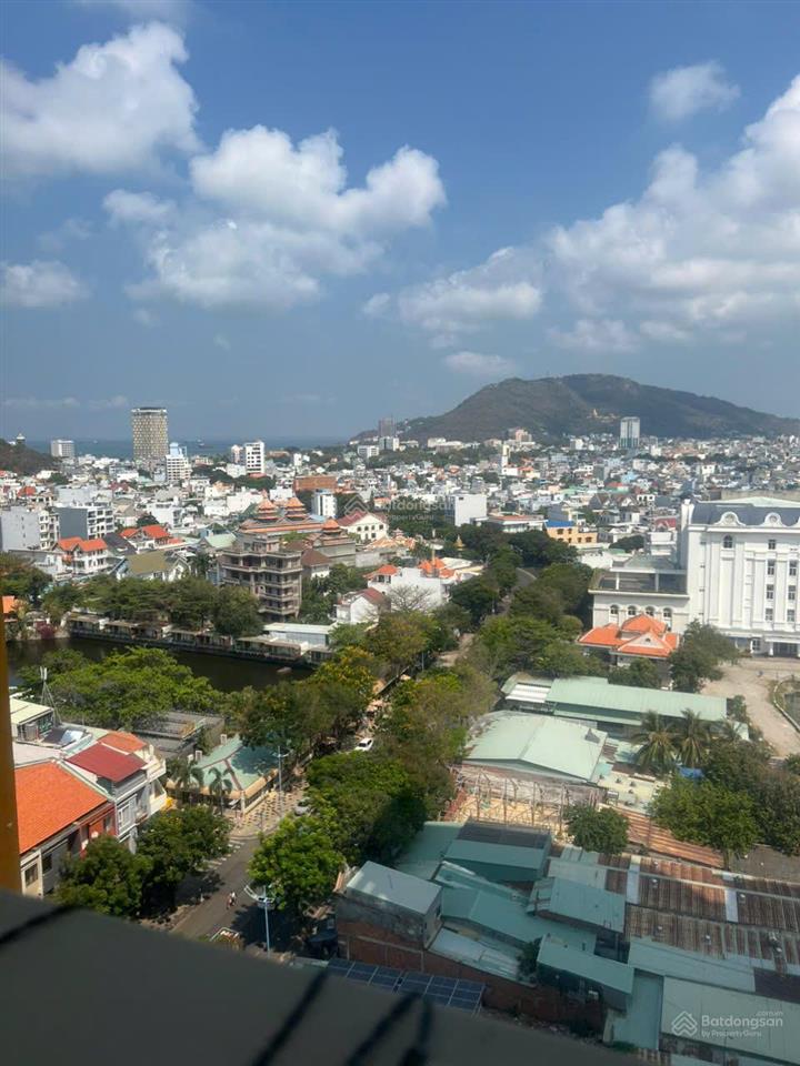 Bán căn 1 phòng 45 m2 cc vũng tàu melody, giá 2.5 tỷ. full nội thất. sổ hồng.  e yến 0792 366 ***