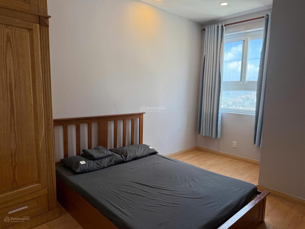Bán căn 2 phòng ngủ chung cư vũng tàu melody, nhà vuông 68m2 . giá 3.6 tỷ .  e yến 0792 366 ***
