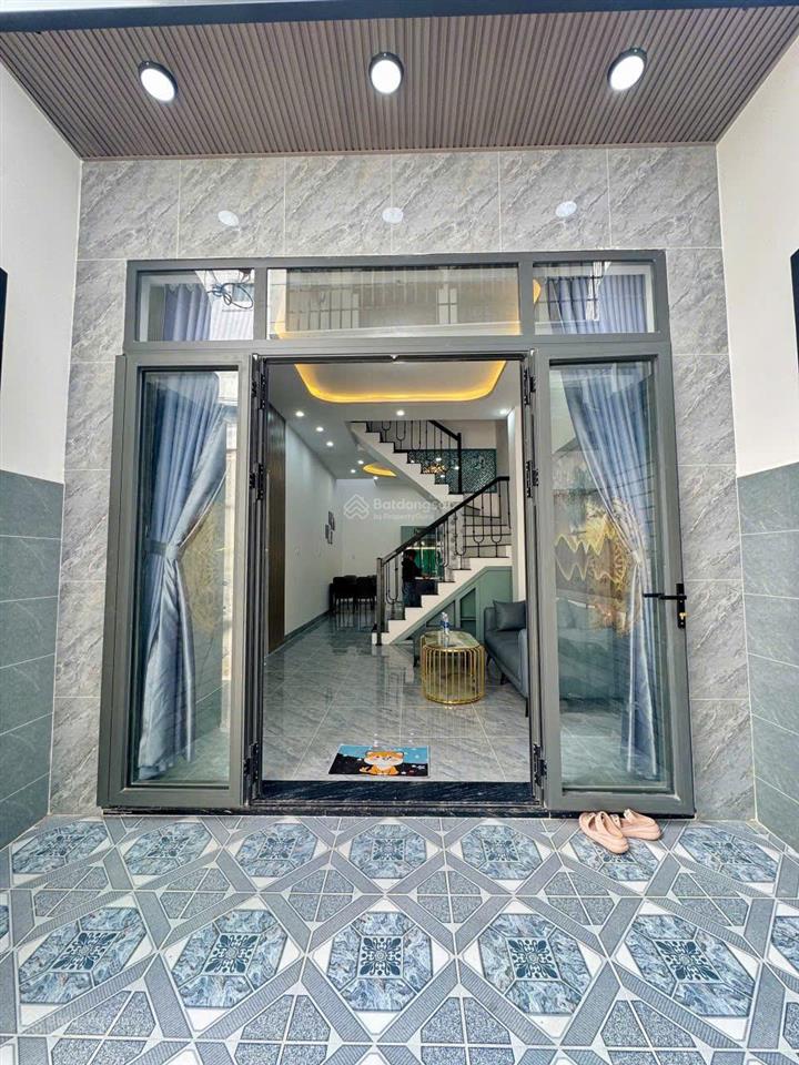 Bán nhà hẻm lý tự trọng  vũng tàu cách biển bãi trước 5 phút đi bộ. nhà mới đẹp.  0792 366 ***