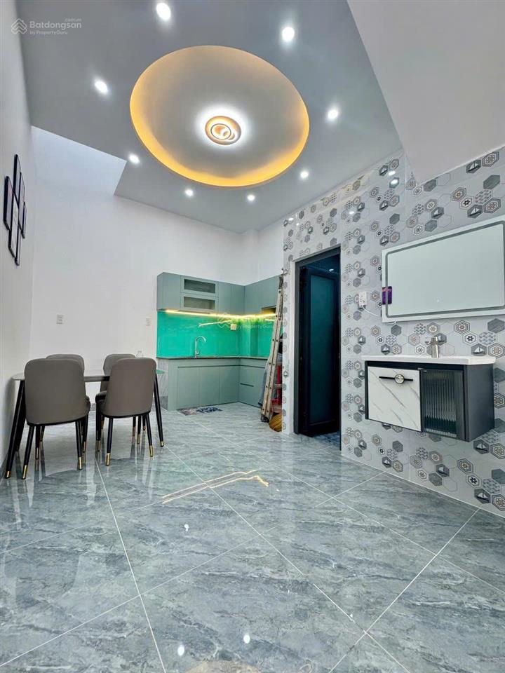 Bán nhà hẻm lý tự trọng  vũng tàu cách biển bãi trước 5 phút đi bộ. nhà mới đẹp.  0792 366 ***