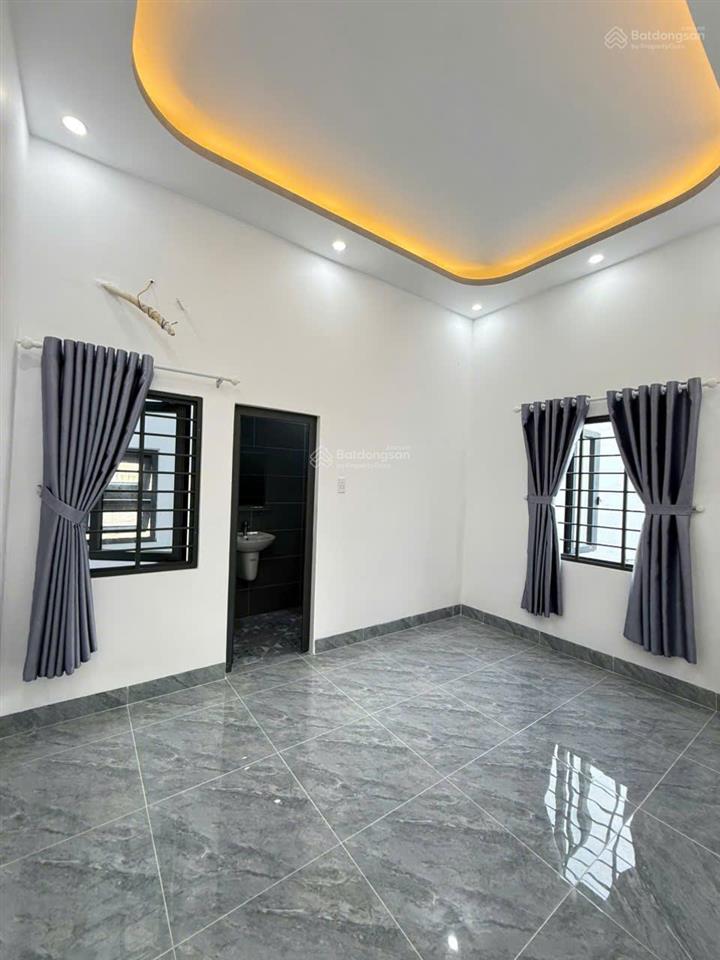 Bán nhà hẻm lý tự trọng  vũng tàu cách biển bãi trước 5 phút đi bộ. nhà mới đẹp.  0792 366 ***