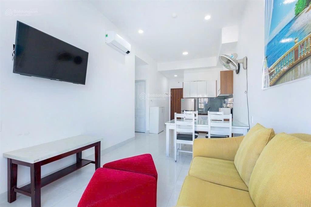 Bán căn 2 phòng ngủ cc mermaid seaview vũng tàu, full nội thất. giá 4 tỷ.  e yến 0792 366 ***