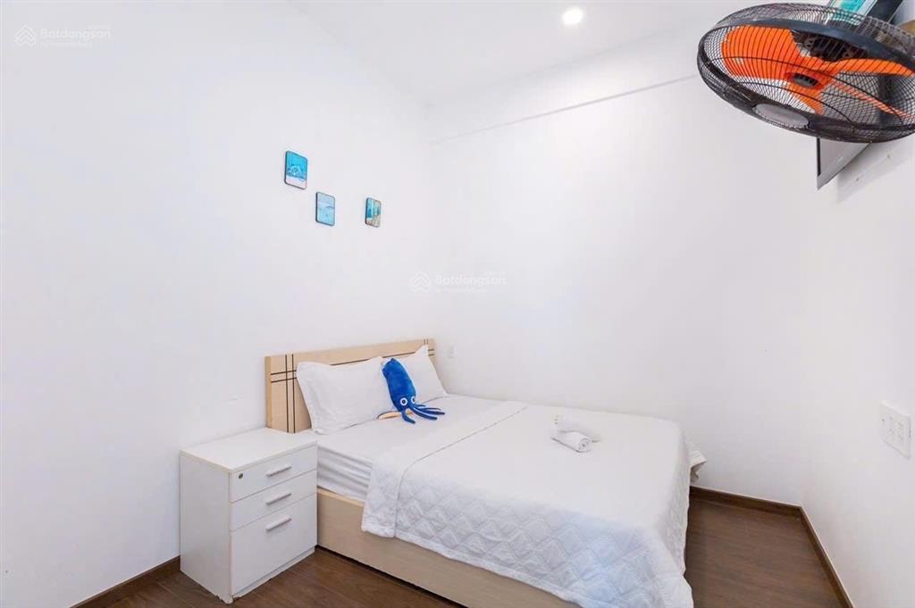 Bán căn 2 phòng ngủ cc mermaid seaview vũng tàu, full nội thất. giá 4 tỷ.  e yến 0792 366 ***