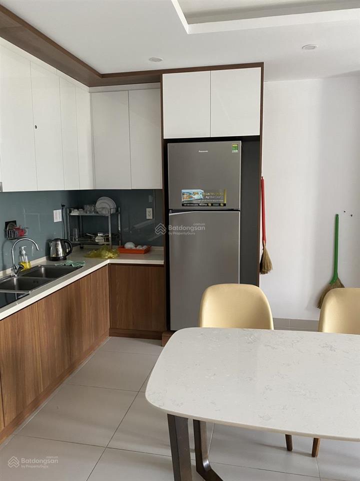 Cho thuê căn 1 phòng ngủ cc mermaid seaside, giá 8 triệu/tháng, full nội thất.  yến 0792 366 ***