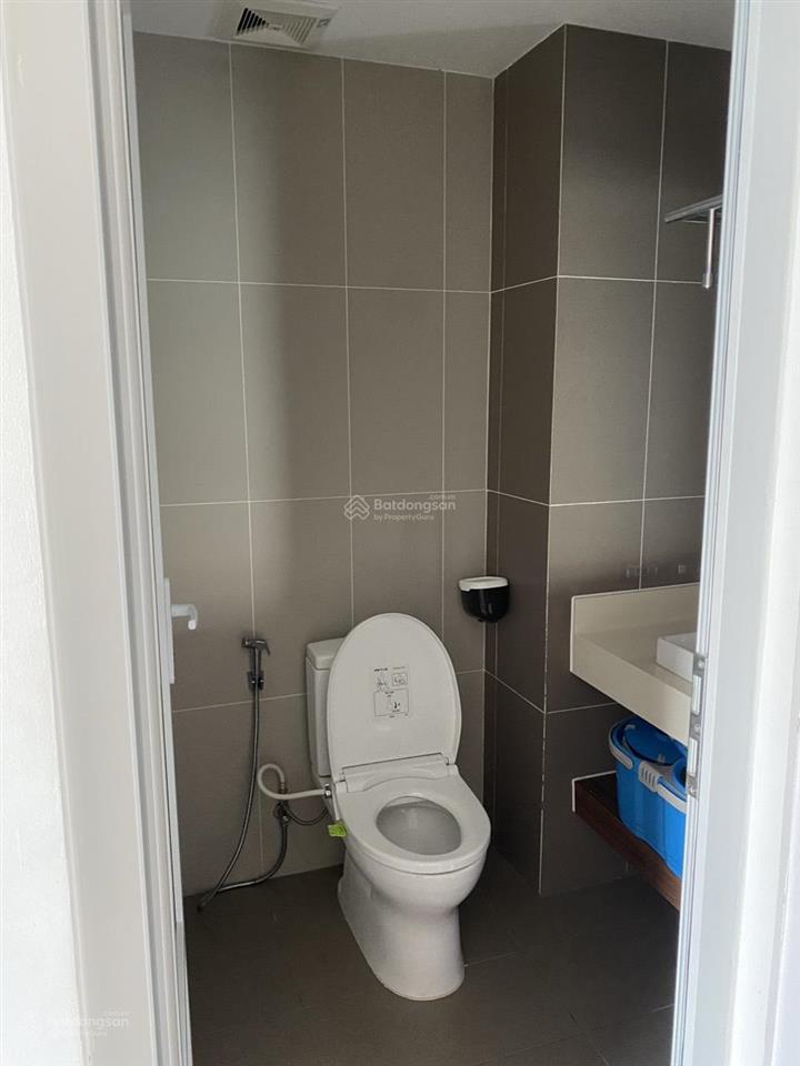 Cho thuê căn 1 phòng ngủ cc mermaid seaside, giá 8 triệu/tháng, full nội thất.  yến 0792 366 ***