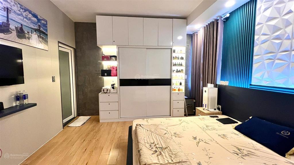 Bán căn hộ 2 phòng ngủ vũng tàu melody, 108m2. giá 4,8 tỷ.  e yến 0792 366 ***