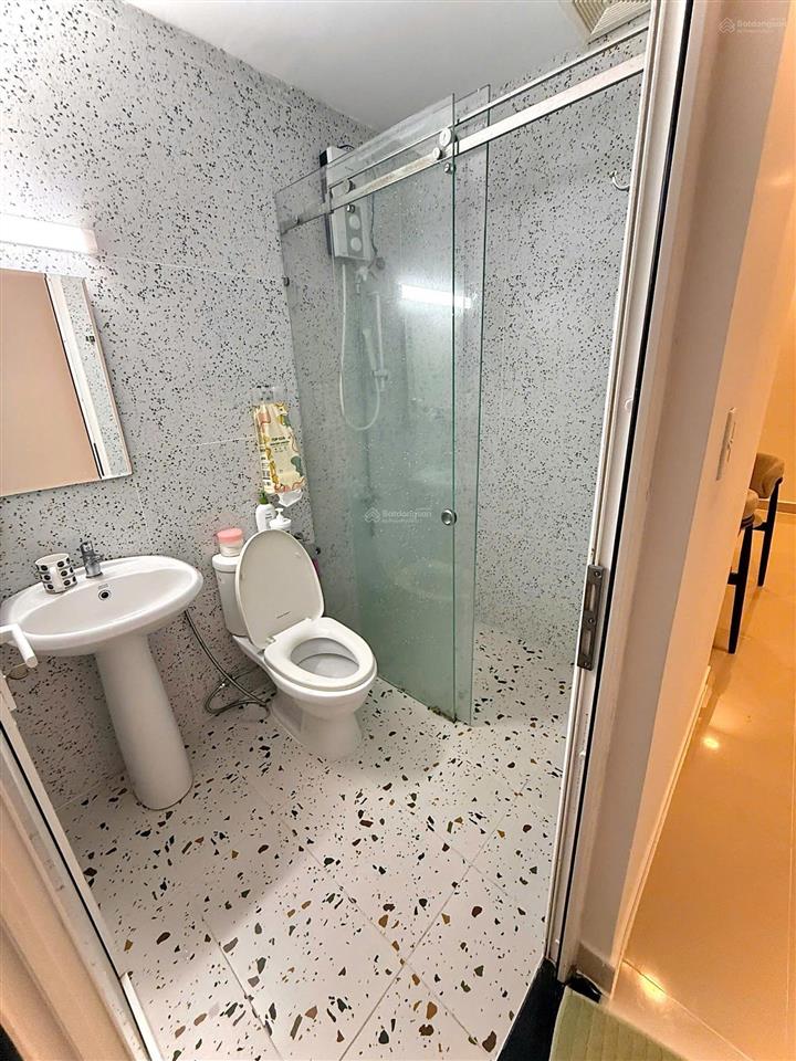 Bán căn 3 phòng 108m2 cc vũng tàu melody, full nội thất xịn, tầng cao. giá 4,8 tỷ. yến 0792 366 ***