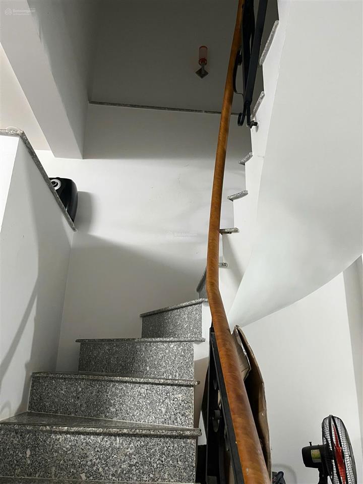 Bán căn nhà hẻm 15 nguyễn bảo, phường tam thắng, tp hồ chí minh, 155m2.  e yến 0792 366 ***