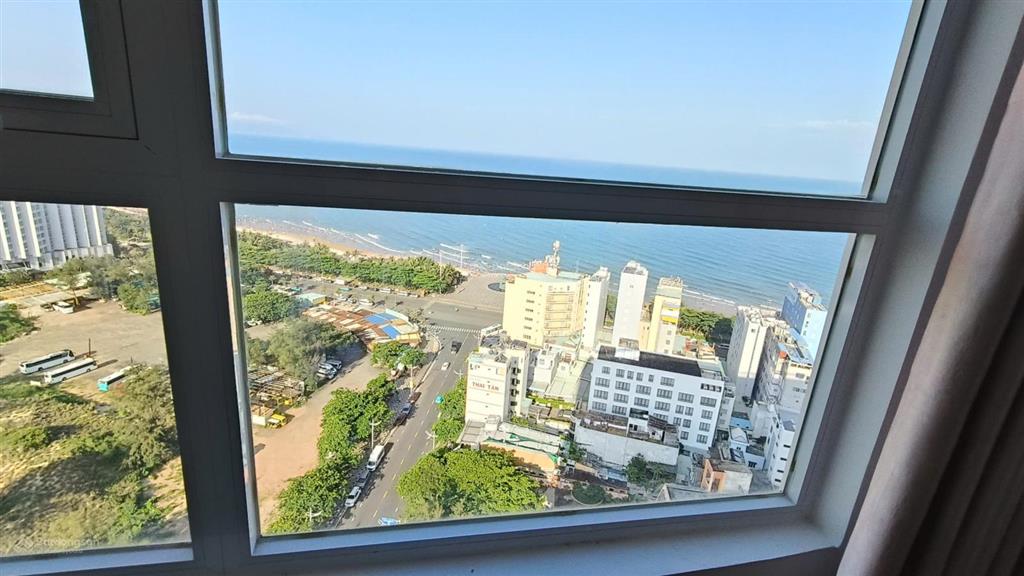 Bán căn 3 phòng ngủ cc vũng tàu goldsea, full nội thất view biển.  e yến 0792 366 ***