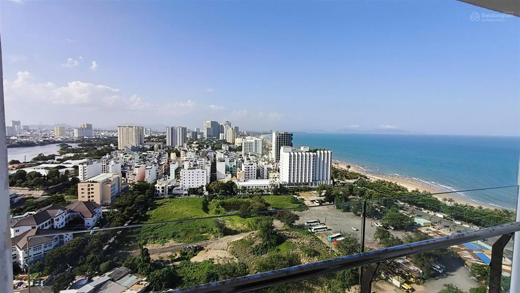 Bán căn 3 phòng ngủ cc vũng tàu goldsea, full nội thất view biển.  e yến 0792 366 ***