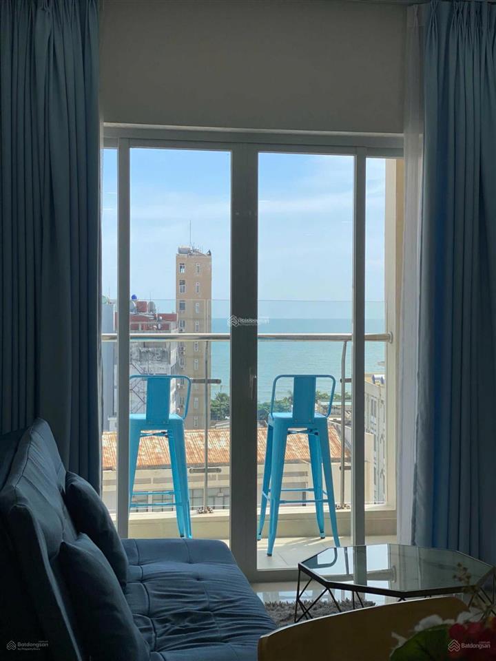 Bán chung cư 2 phòng 84m2 vũng tàu goldsea, full nội thất. giá 3.8 tỷ, view biển.  yến 0792 366 ***