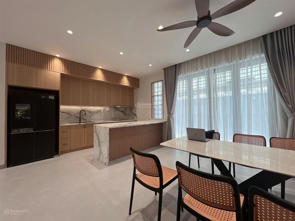 Cho thuê nhà phố lavida residences vũng tàu. giá 22 triệu/tháng.  e yến 0792 366 ***