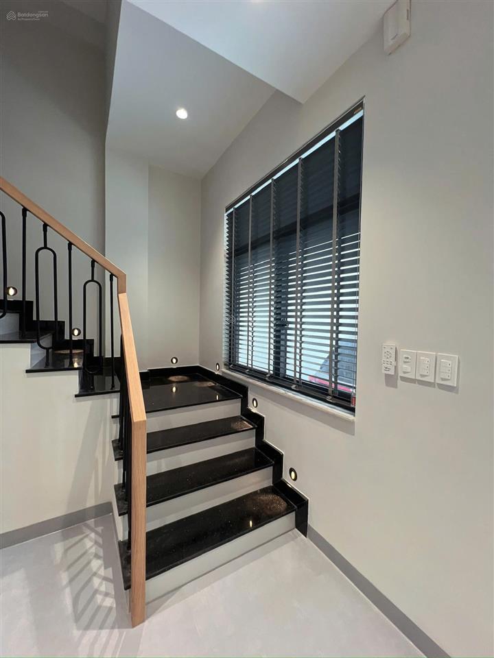 Cho thuê nhà phố lavida residences vũng tàu. giá 22 triệu/tháng.  e yến 0792 366 ***