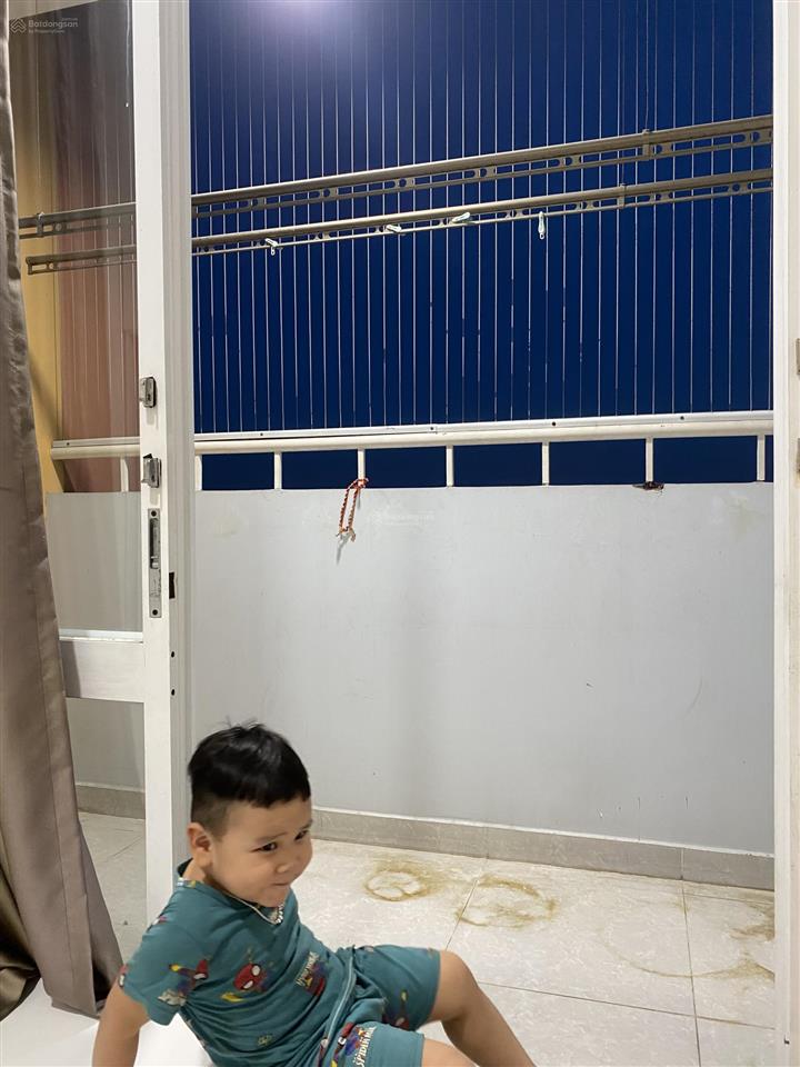 Chính chủ bán căn hộ lê thành mã lò 46m2, view q1 nhà mới sạch đẹp ban công thoáng mát 0981 745 ***