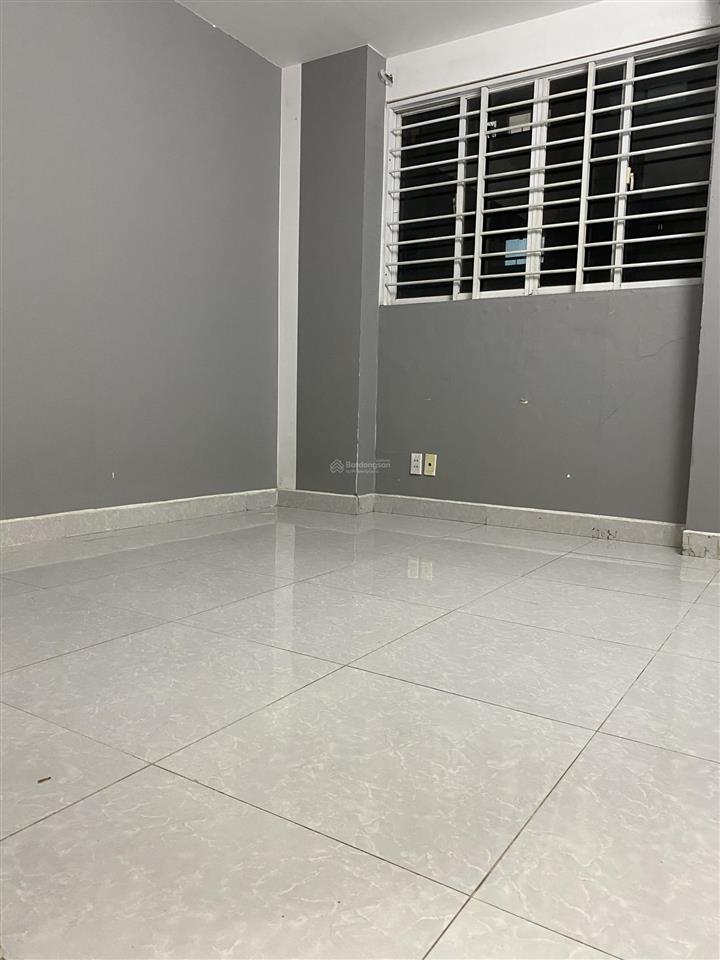 Cần bán căn hộ 38m2 giá 950tr tại lê thành twin towers 198a mã lò,p.bình trị đông,tphcm 0981 745 ***