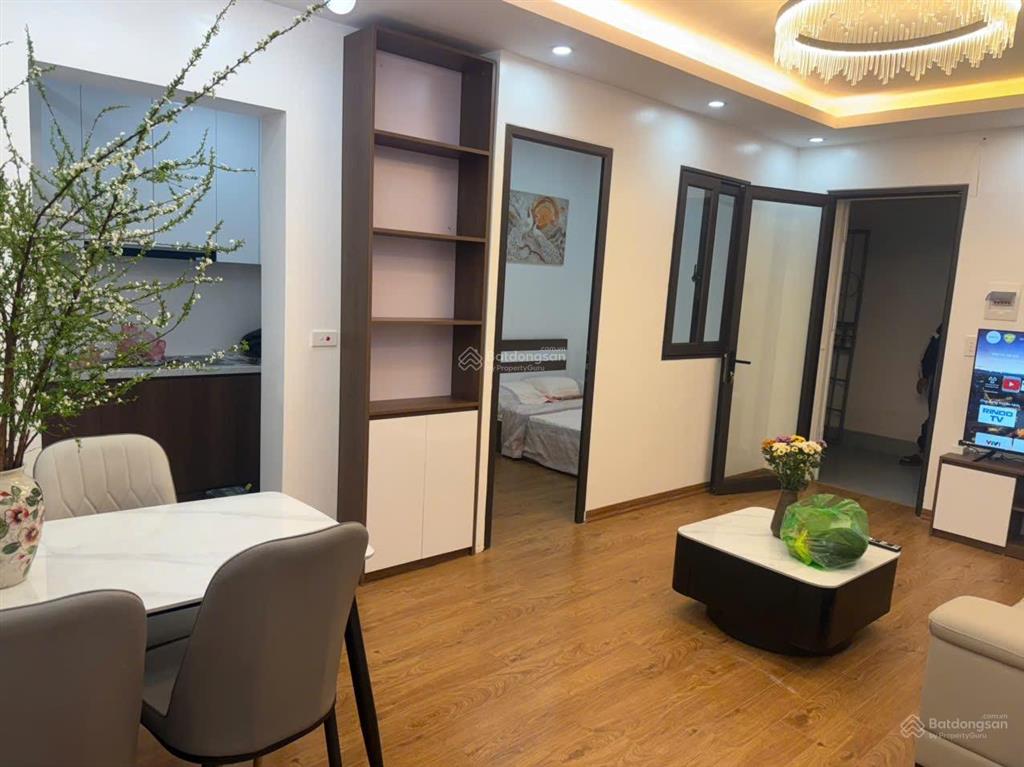 Chính chủ bán tt hoàng quốc việt,miễn trung gian