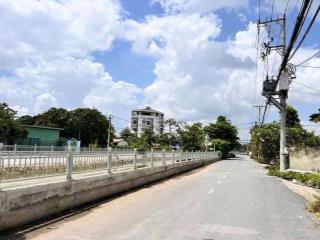 bán lô đất góc 2 mặt tiền, vị trí đẹp , tiềm năng 