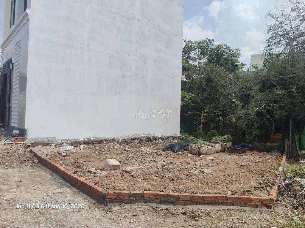 bán lô đất góc 2MT( giá đã giảm sâu để khách chốt)