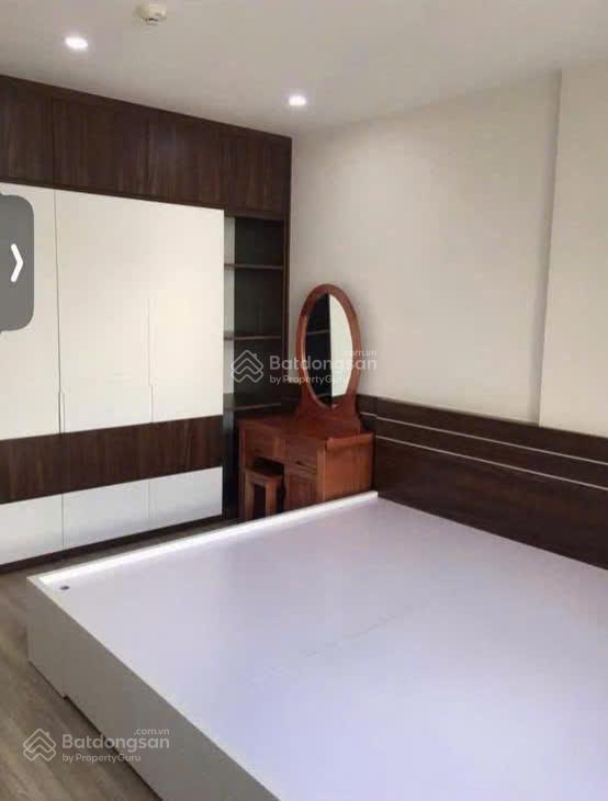 Bán căn 82m2 thiết kế thành 3 ngủ tầng trung đẹp tại mandarin gardens tân mai hà nội