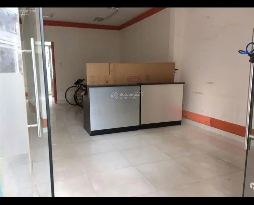 Bán đất tặng nhà cấp 4, mặt tiền nguyễn thị minh khai  nha trang. khu phố tây đoạn trịnh phong