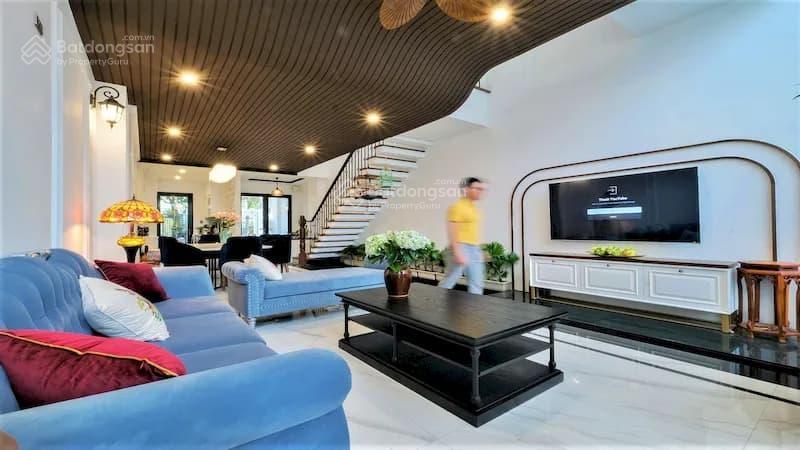 Bán nhà ngõ 115 phố nhật chiêu, ngõ ô tô, thoáng trước sau, ba bước hồ tây