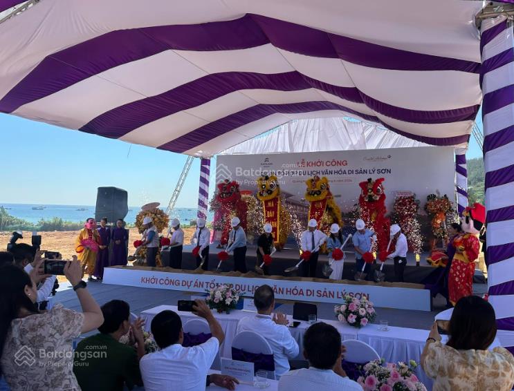 Mặt tiền sát khu resort tiêu chuẩn 5 sao đầu tiên tại lý sơn