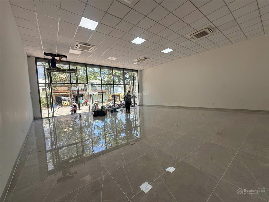 Mặt bằng 130m2 mới xây đối diện the fresia biên hòa  thích hợp mở cafe, shop, showroom, chuỗi f&b