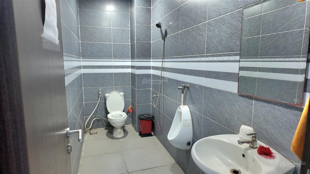 Nhà 1 trệt 3 lầu mặt tiền đường võ thị sáu, thích hợp kinh doanh, chuỗi hệ thống, văn phòng công ty