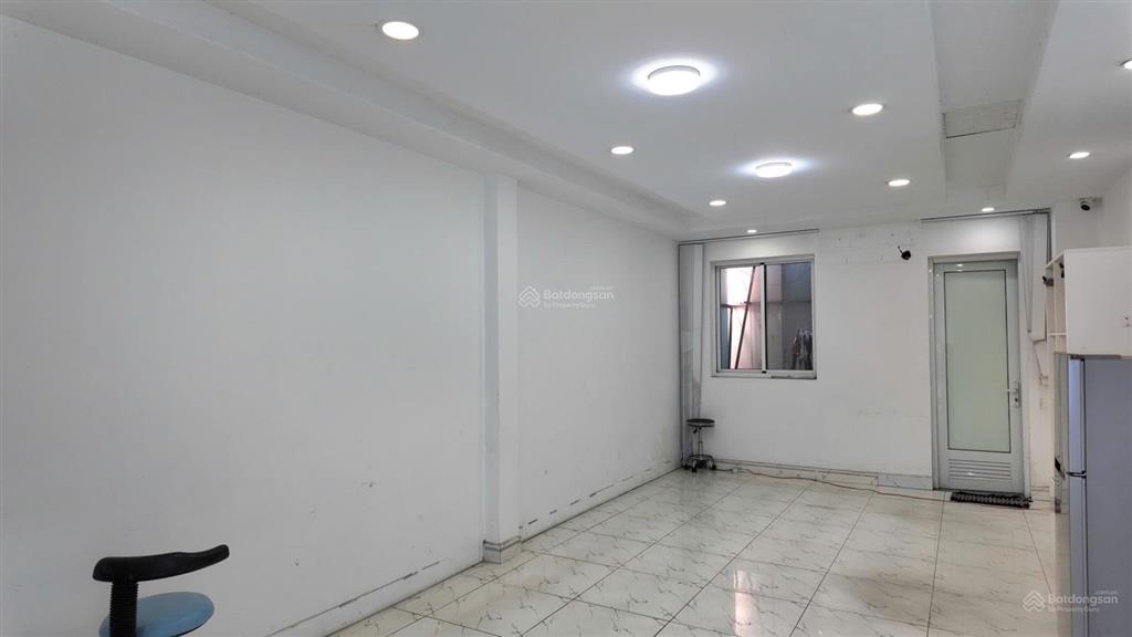 Nhà 1 trệt 3 lầu mặt tiền đường võ thị sáu, thích hợp kinh doanh, chuỗi hệ thống, văn phòng công ty