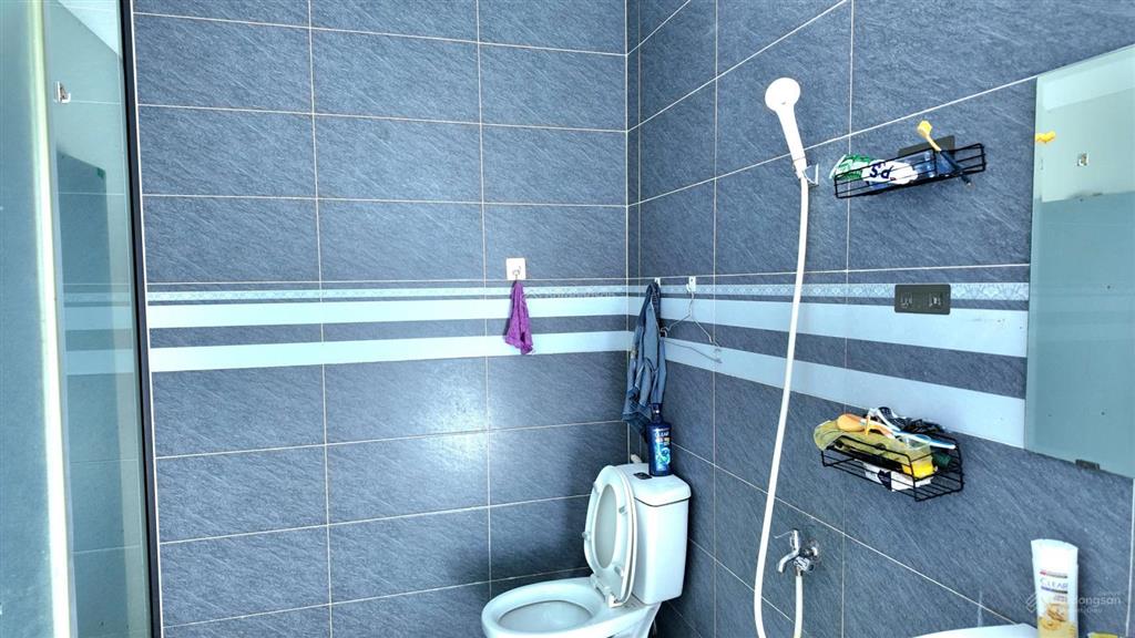 Nhà 1 trệt 3 lầu mặt tiền đường võ thị sáu, thích hợp kinh doanh, chuỗi hệ thống, văn phòng công ty