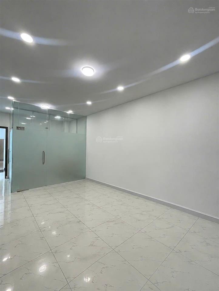 Nhà 1 trệt 3 lầu mặt tiền đường võ thị sáu, thích hợp kinh doanh, chuỗi hệ thống, văn phòng công ty