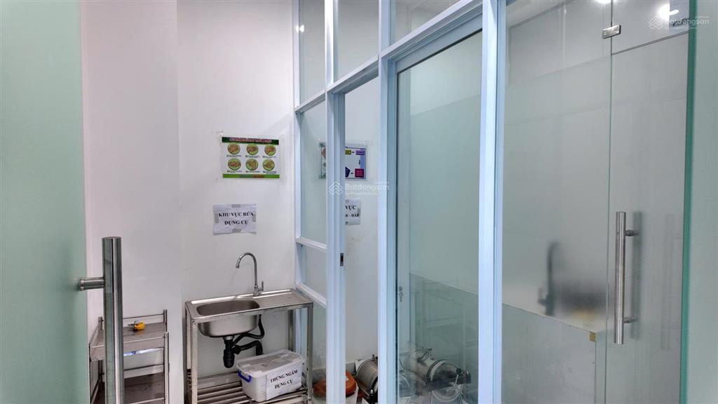 Nhà 1 trệt 3 lầu mặt tiền đường võ thị sáu, thích hợp kinh doanh, chuỗi hệ thống, văn phòng công ty