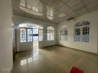 Nhà vườn 650m2 12 triệu/tháng trung tâm, không gian rộng rãi, yên tĩnh phù hợp ở, văn phòng công ty