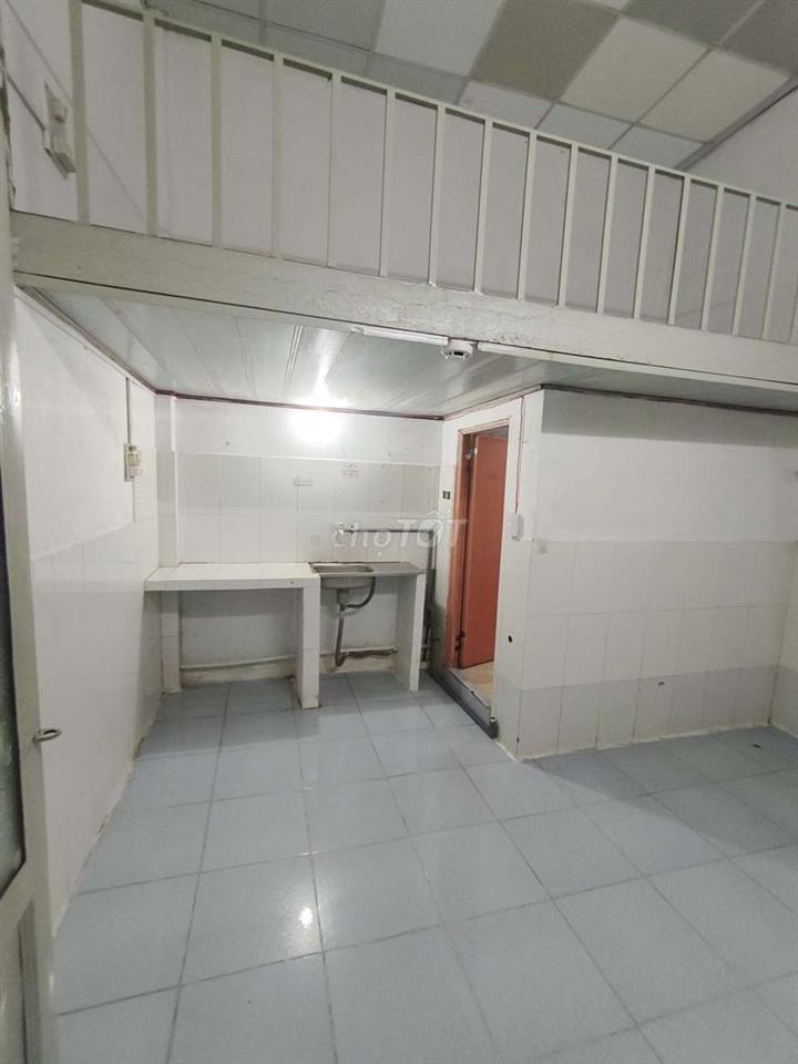 phòng 20m gần CVien Gia Định giá rẻ