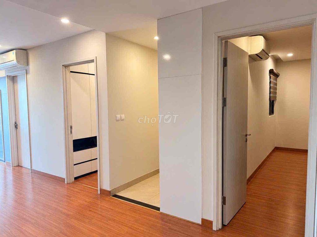 Chính chủ cần bán căn gấp hộ 3 ngủ chung cư 47 nguyễn tuân