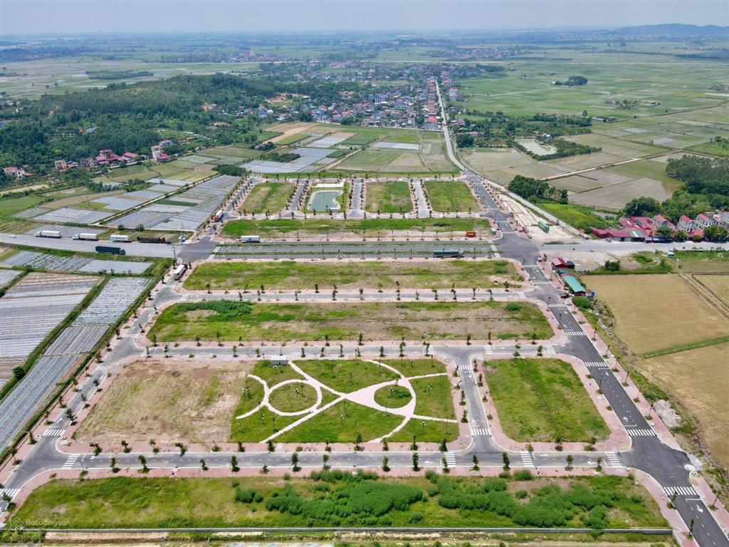 Bùng nổ dự án nam tiến  t8 ký hdcn  đón sóng ra sổ, kcn, sân bay