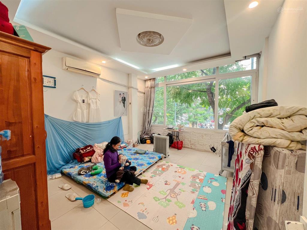 Chính chủ cần bán nhà tầng 2 tầng 3 tại phố cửa nam, phường cửa nam tp hà nội