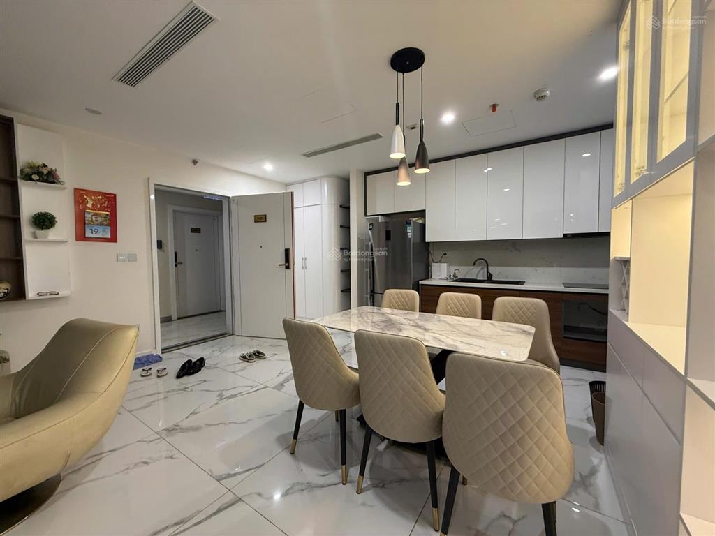 Chính chủ cần bán ngay căn hộ góc 3pn tầng trung đẹp tại sunshine city. không tiếp môi giới